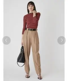 ミラオーウェン　ボックスタックバレルテーパードパンツ　チノパン