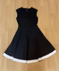 FOXEY 38黒 ノースリーブ フレアワンピース