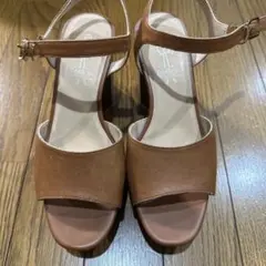 あしながおじさん アンクルストラップ サンダル ブラウンのサムネイル