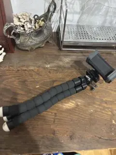 自由自在に変形！プロ仕様フレキシブル三脚 スマホホルダー付き｜安定感抜群
