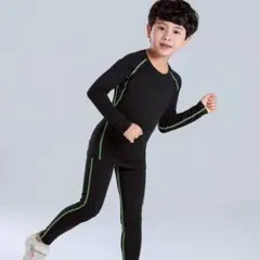 ラスト1点!!新品♪スポーツアンダーウェア（上下セット）130cm　即日発送♪