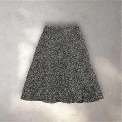 フレアスカート 黒 ドット柄　きれいめ　フォーマル　Aライン　大人可愛い　M