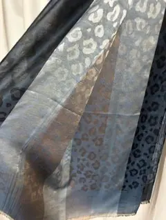 ヒョウ柄グラデーションストール