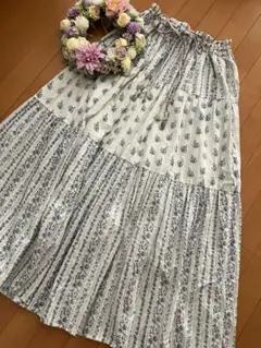 アズノウアズ タグ付新品　インド綿　ティアードロングスカート(^.^)