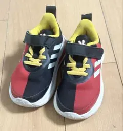 adidas ミッキースニーカー　13センチ