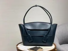 ネイビー レザー トートバッグ