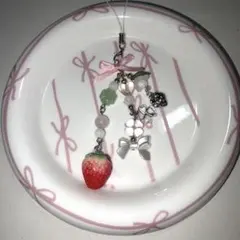 ビーズキーホルダー コレクトブックチャーム ピンク リボン いちご y2k 韓国