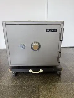 Sky Safe スカイセーフ 中型金庫 ダイヤルロック付き 耐火金庫 Sky Safe スカイセーフ 中型金庫 ダイヤルロック付き 耐火金庫
