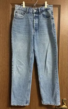 ZARA ハイウエストストレートデニム