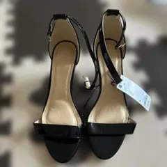 ブラックエナメルハイヒールサンダル　Mサイズ