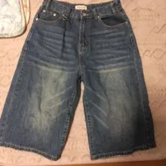 Item thumbnail for item 8685e91f-8ee6-453b-a23e-2deae93d3cc1