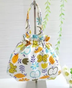 大人可愛い 巾着トートバッグ カラフル北欧風柄 お買い物やサブバッグに