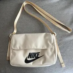 Nike ショルダーバッグ ベージュ
