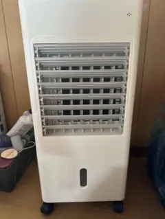 ホワイト冷風機 タッチパネル式 コンパクト冷風機 タッチパネル式 - メルカリ