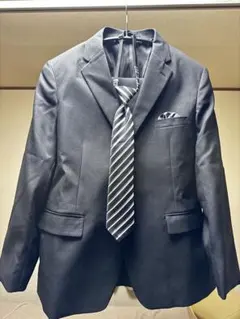 卒業式用スーツ　太め男子　160E体