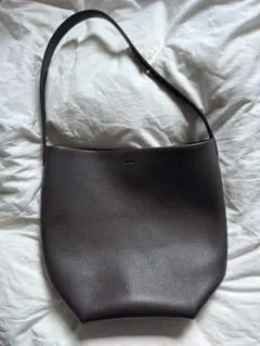 THEROW ザロウ　N/S パークトート ミディアム　ダークブラウンのサムネイル