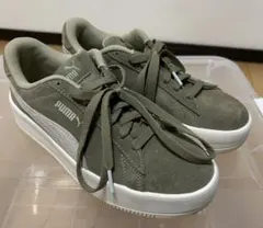 す*ぃ様 PUMA スエード カーキ色 スニーカー