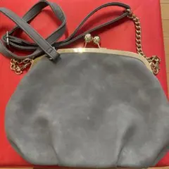 がま口バッグ　ショルダー　グレー　秋　冬