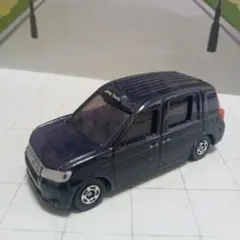 トミカ　トヨタJPN TAXI ジャパンタクシー　ミニカー