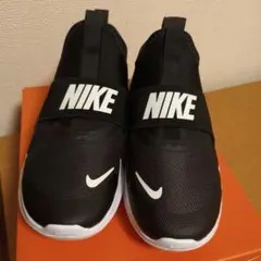 【美品】Nike フレックスランナー4 ブラック スニーカー 22.5㎝