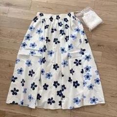 UNIQLO x marimekko 花柄スカート Lサイズのサムネイル