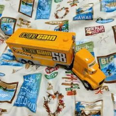 マテル社　カーズ　オクタンゲイン　ハウラー