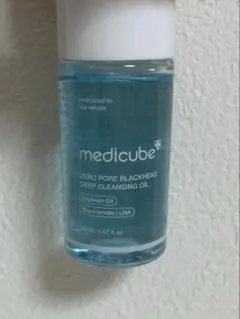 medicube ゼロポアブラックヘッドクレンジングオイルのサムネイル