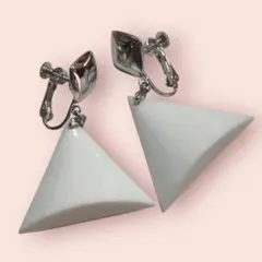 Item thumbnail for item 9c891c10-a66a-4122-a73f-aeefc7129926