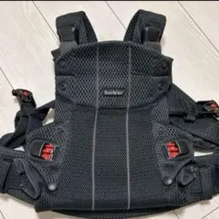 BABYBJÖRN 最上級モデル抱っこ紐　ベビーキャリアハーモニー ブラック