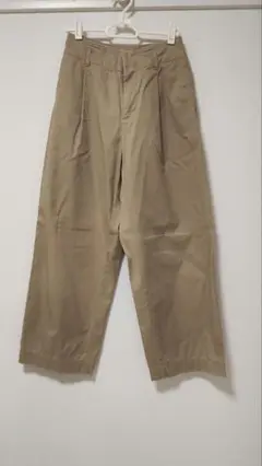 【ユニクロ】チノワイドパンツ