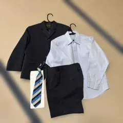 フォーマル服セット（ジャケット・シャツ・ネクタイ・ショートパンツ）130サイズ