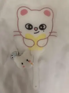 スキズ ヒョンジン ぬいぐるみ 入場 特典 ポムポム うちわ ジニレット
