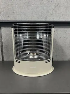 デカ暖Ⅱ Iwatani カセットストーブ 23年製 R5770 ファン ヒーター 小型