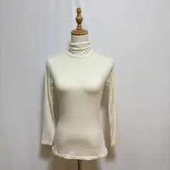 UNIQLOユニクロ　ヒートテック　タートルネックカットソー（L）アイボリー系