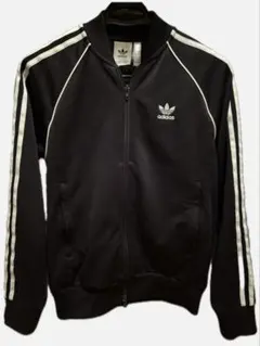 adidas ブラック ジップアップジャケット adidas ブラック ジップアップジャケット - メルカリ