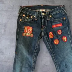 Item thumbnail for item 77520905-56c0-4136-a556-2abca7e5bba3