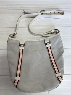 バーバリーブルーレーベルショルダーバッグ　カジュアル