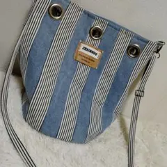 Item thumbnail for item fd9e19af-2713-469c-a8d7-a2cea7746929