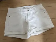 Old Navy ホワイトショートパンツ 2サイズ