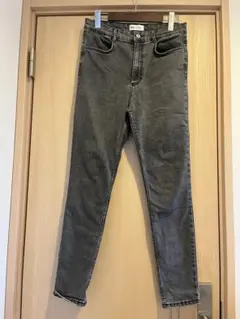 zara ウォッシュブラックスキニーデニム　42