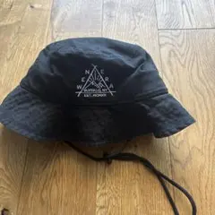 New Era バケットハット ブラック ストラップ付