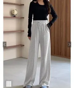 センターピンタックスウェットセミフレアパンツ ライトグレー