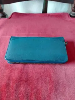 TOPKAPIトプカピ山羊革レザー革財布紺色箱付き正規品縦9センチ横19センチのサムネイル