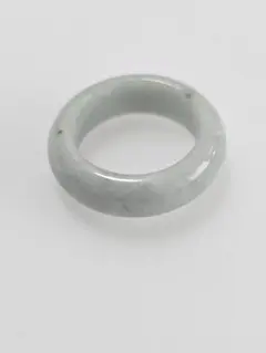 白翡翠 くりぬき お金モチーフ 財運 14号 - メルカリ