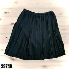 自由区 ジユウク 黒いフレアスカート サイズ46 2974のサムネイル