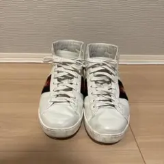 値下げ！ハイカットスニーカー ホワイト 赤・黒・青 ストライプ