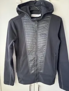 アディダスバイステラマッカートニー フリースパーカー