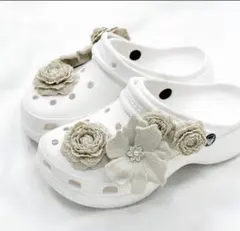 ジビッツ　8パーツ　サンダル　クロックス 新品未使用　ボタン　ベージュ　韓国デコ