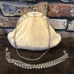 ビーズ刺繍とプリーツが上品清楚な2wyフォーマルバッグ