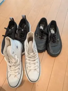 スニーカー3足セット CONVERSE 22 adidas vans 23のサムネイル